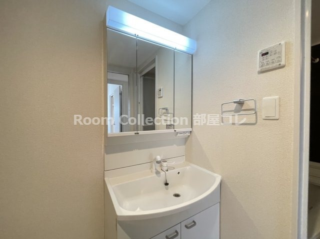 洗面設備　※同物件写真