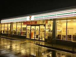 コンビニ　セブンイレブン 京都佐井通丸太町店（コンビニ）まで600m