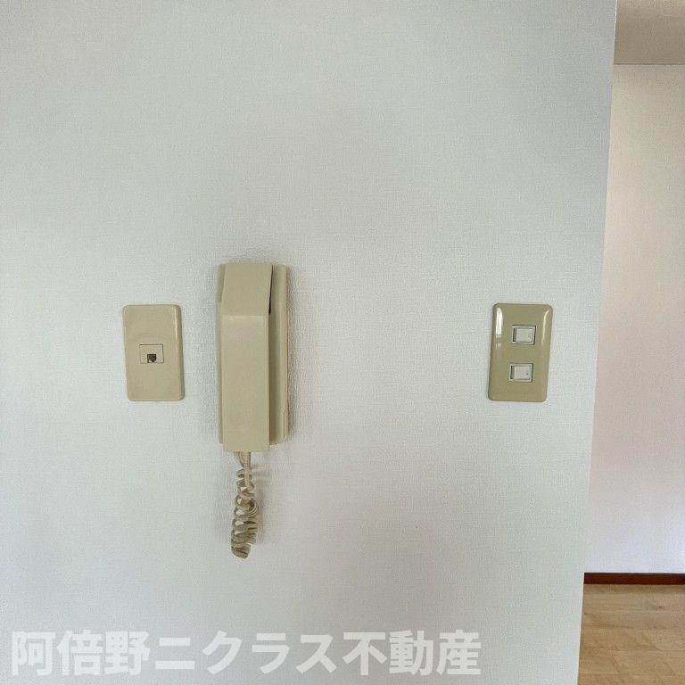 セキュリティ　内装は別部屋の参考写真です。