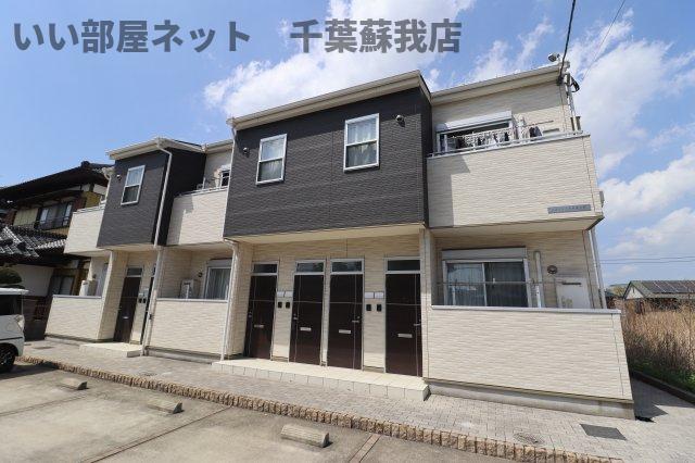 建物外観　落ち着いたカラーのスタイリッシュなデザインが際立ちます！