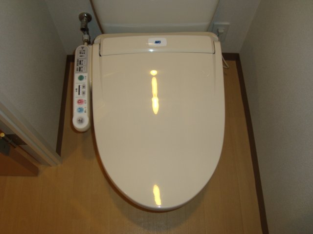 トイレ　シャワー付トイレ