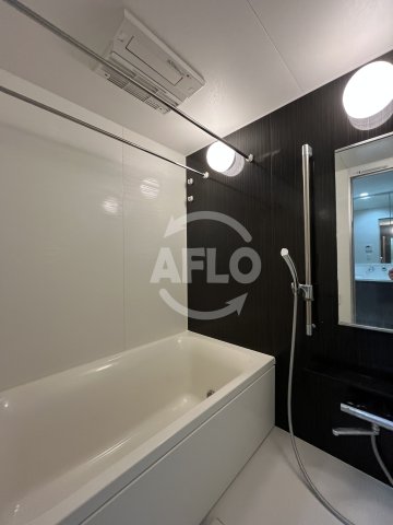 バス・シャワールーム　グランセジュール江坂　浴室