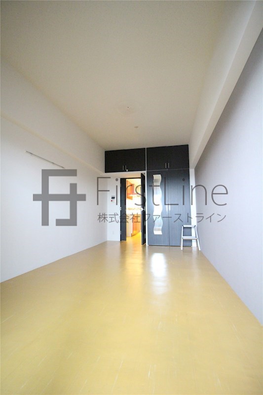 居室・リビング　別号室参考写真