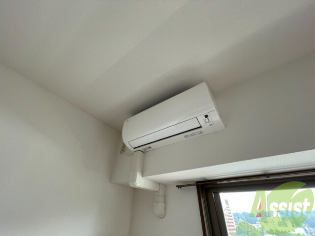 その他設備　エアコンはもちろん付いています。夏も便利です。