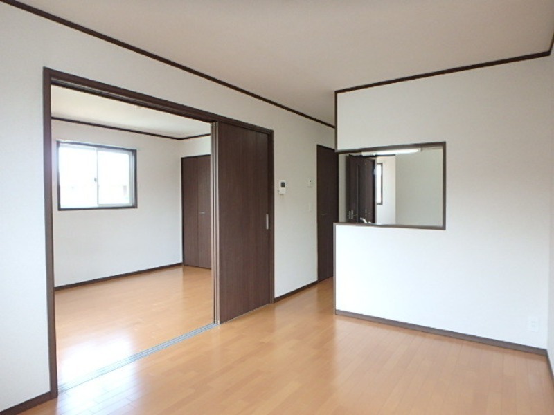 居室・リビング　図面と現状に相違がある場合には現状を優先