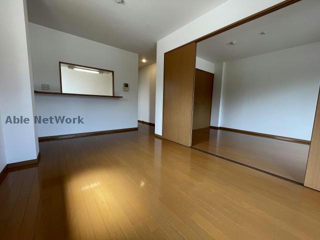 居室・リビング　※同物件、別部屋の写真です