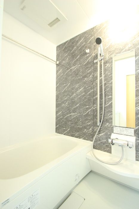 バス・シャワールーム　☆ゆっくりくつろげるお風呂☆