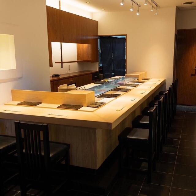 飲食店　すしまる花（飲食店）まで554m