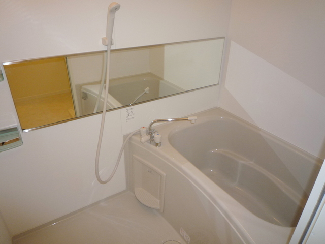 バス・シャワールーム　★足を伸ばして、ゆっくり入浴下さい★