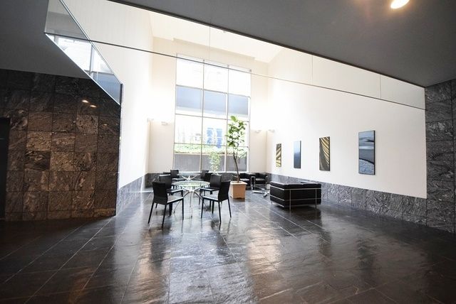 ロビー　エントランスロビー