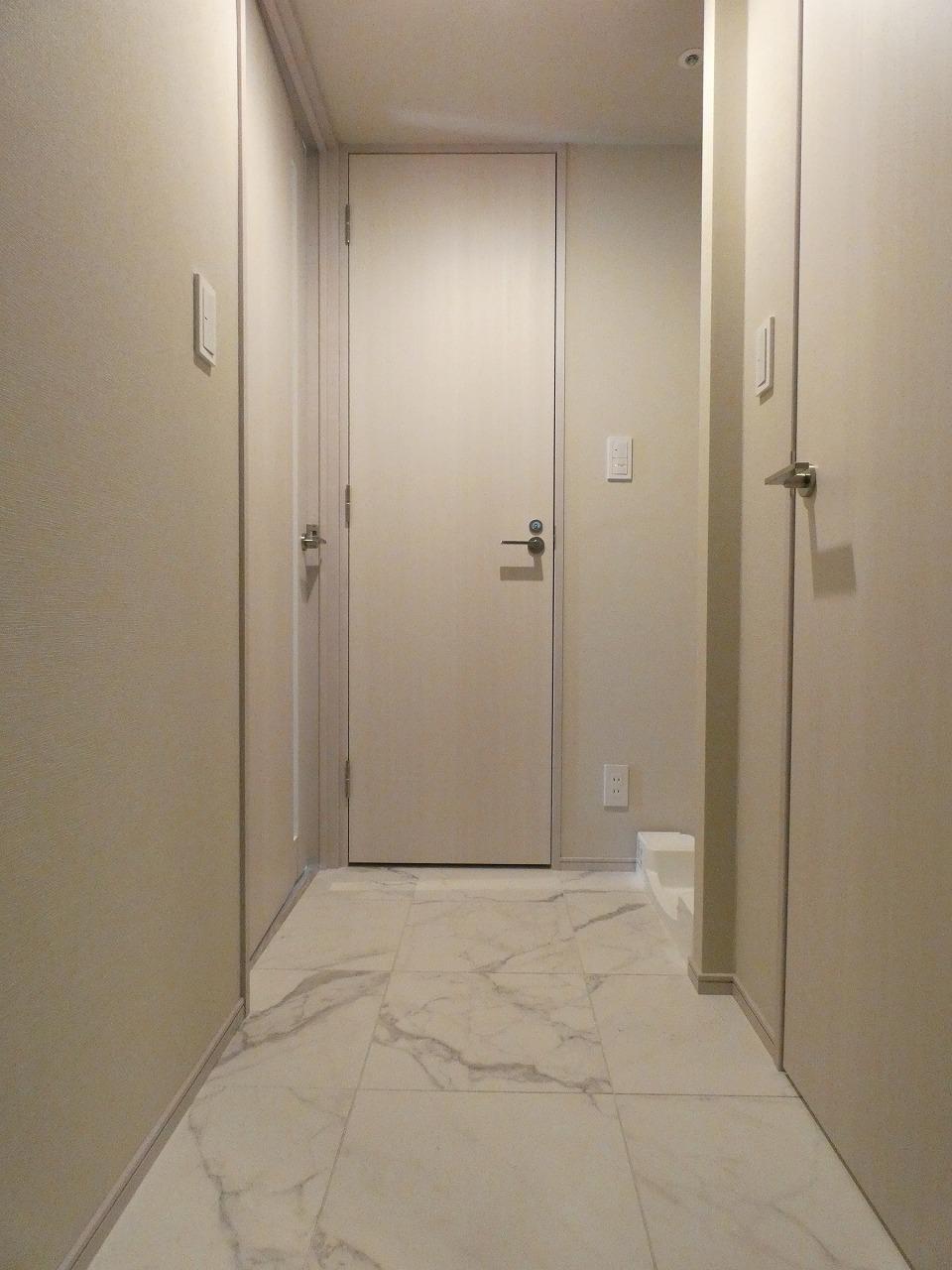 玄関　玄関