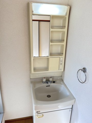 洗面設備　別号室の画像です。ご参考下さい