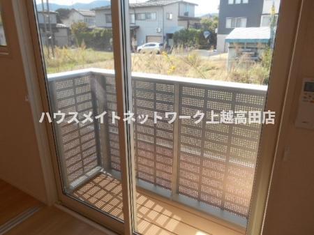 バルコニー　バルコニー