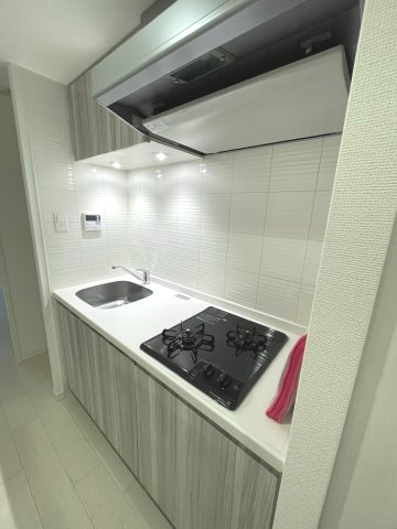 キッチン　イメージとして同建物他部屋を表示しています