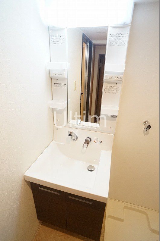 洗面設備　別部屋のお写真です。ご参考までに！