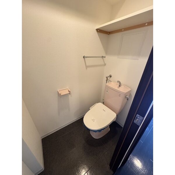 トイレ　ウォシュレット設置済みです！