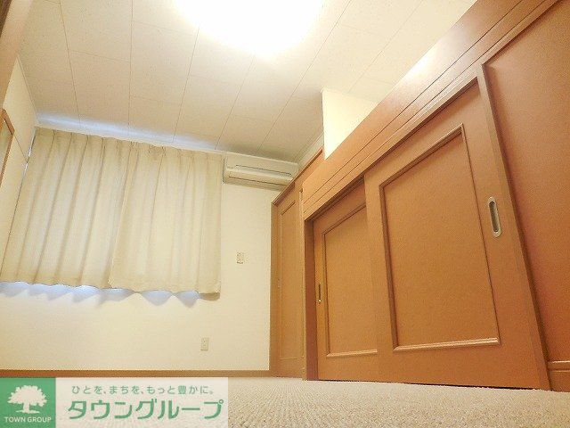 居室・リビング　家具家電付き