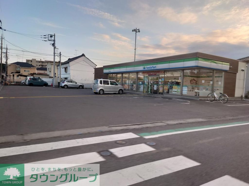コンビニ　ファミリーマート 深谷深谷町店（コンビニ）まで1030m