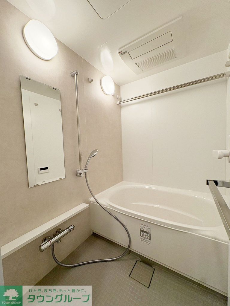 バス・シャワールーム　浴室換気乾燥機