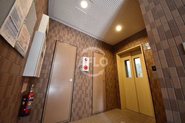 ロビー　リバパレス靭公園　ロビー