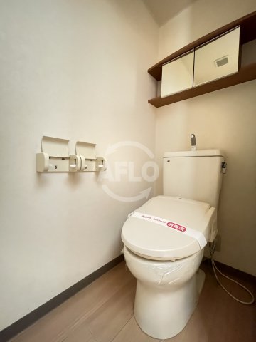 トイレ　リバパレス靭公園　トイレ