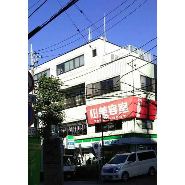 コンビニ　ファミリーマート山中屋高津駅前店（コンビニ）まで177m