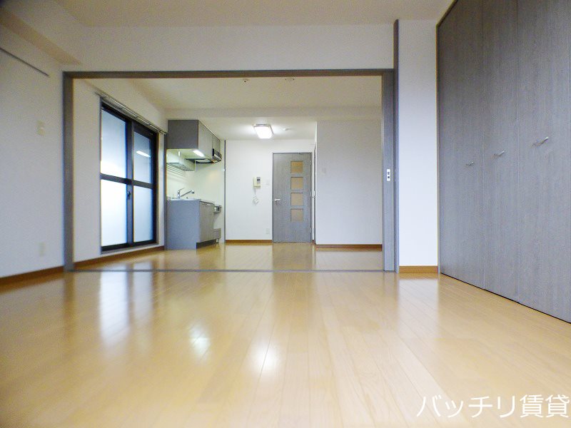 居室・リビング　画像は別号室イメージの為、現況を優先いたします。