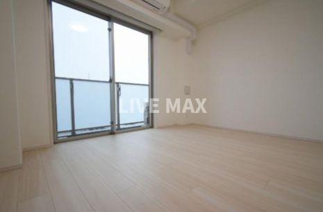 居室・リビング　※別号室参考写真