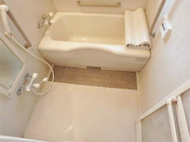 バス・シャワールーム　追い焚き付バスルーム