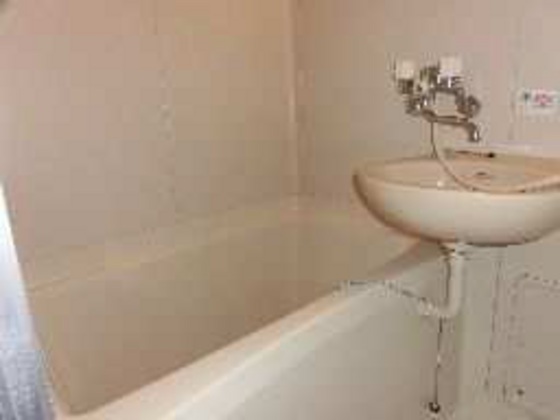 バス・シャワールーム　他号室のお写真です