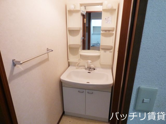 洗面設備　写真は同シリーズタイプの為、現状優先になります。
