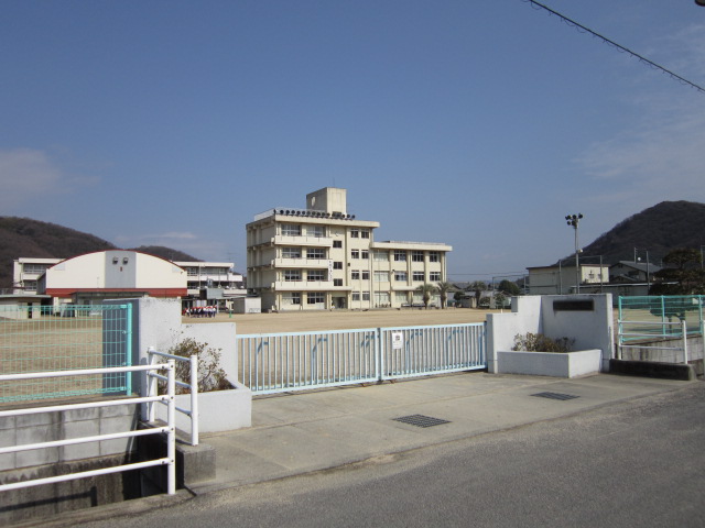 小学校　岡山市立野谷小学校（小学校）まで1848m