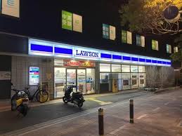 コンビニ　ローソンさいたま別所七丁目店（コンビニ）まで325m