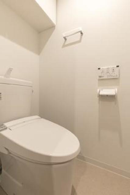 トイレ　※写真は同タイプ住戸です。