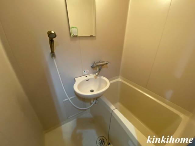 バス・シャワールーム　写真は別のお部屋です。