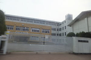 中学校　揖保川中学校（中学校）まで3514m