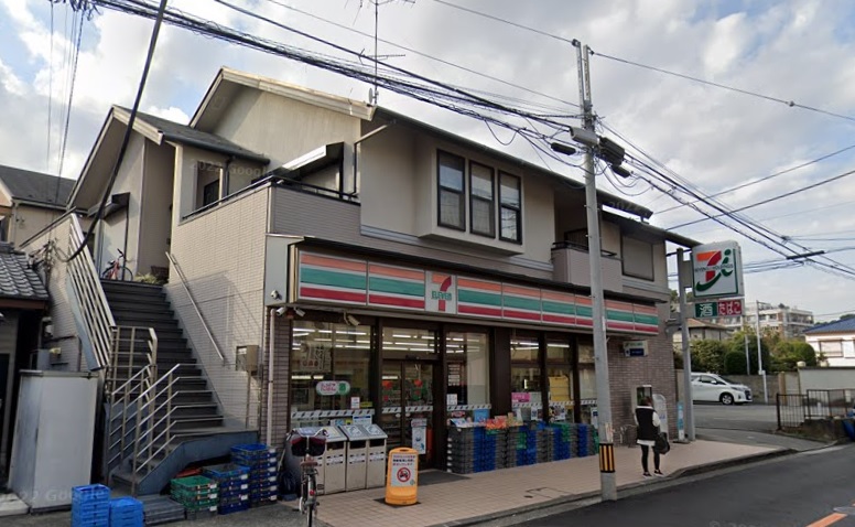 コンビニ　セブンイレブン 三ツ池店（コンビニ）まで396m