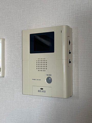 セキュリティ　画像は別号室。ご参考にどうぞ