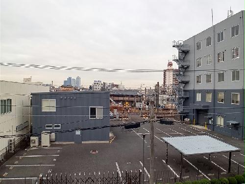 眺望　名古屋駅前の高層ビルが見えます