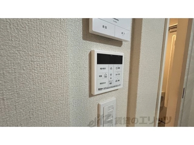 その他設備　給湯器リモコン