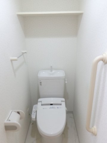 トイレ　トイレ