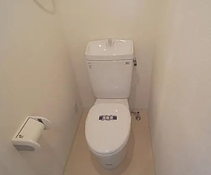 トイレ　別部屋の画像を使用しております。