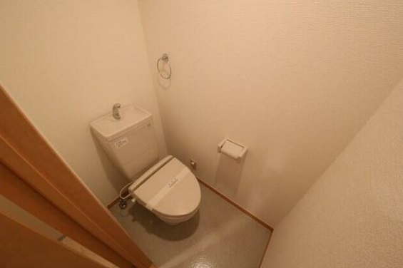 トイレ　別部屋参考写真