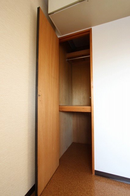 収納　同物件別号室の写真