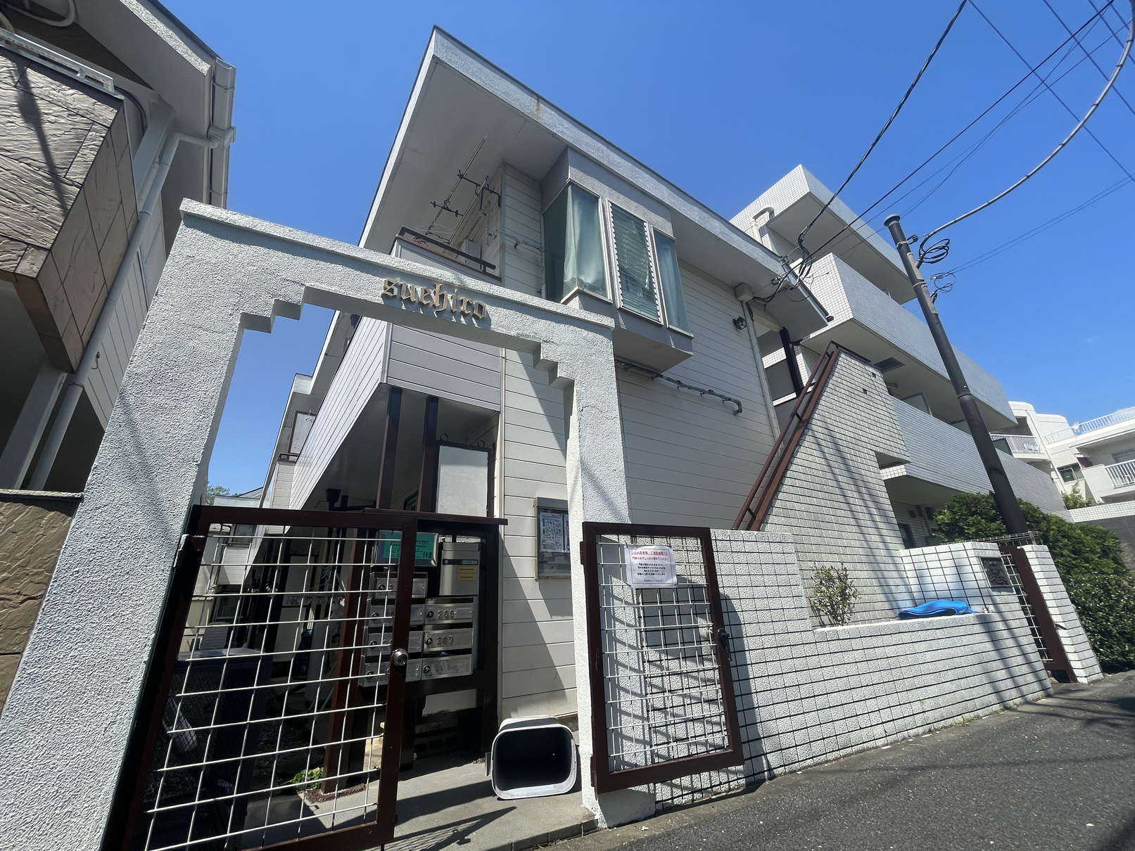 建物外観