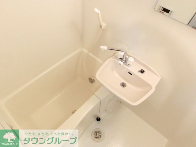 バス・シャワールーム　※別部屋写真