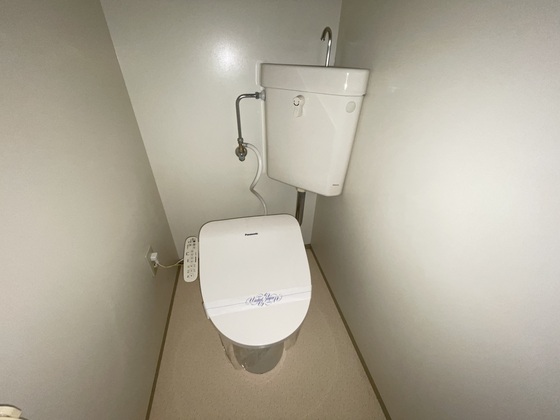 トイレ　※別部屋の写真です