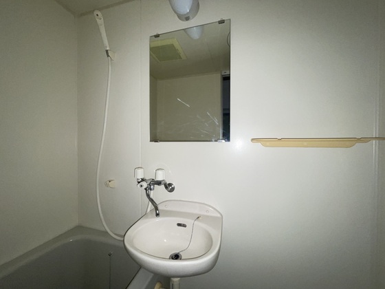 洗面設備　※別部屋の写真です