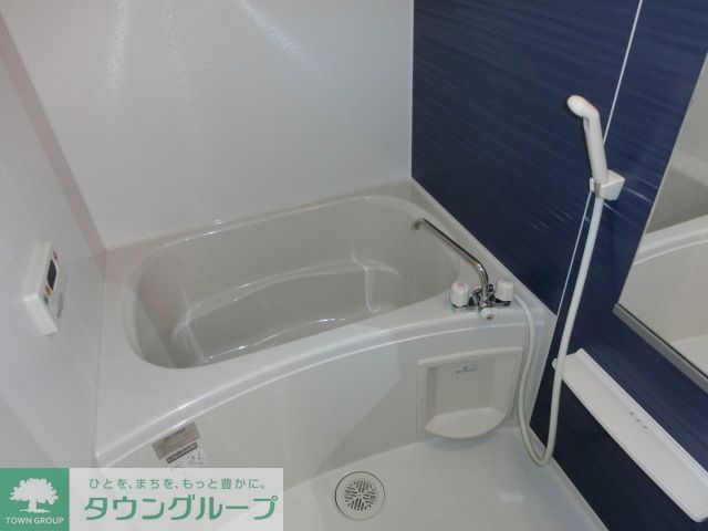 バス・シャワールーム　広々したバスルーム