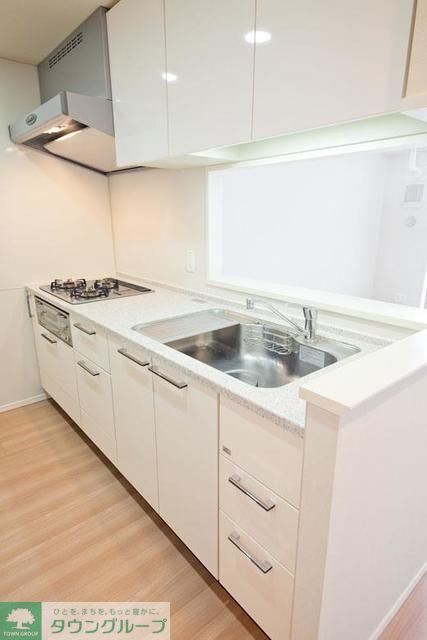 キッチン　※写真は同タイプ住戸です。